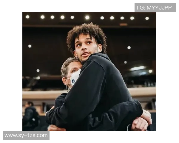 镜头回顾：独行侠这一幕令人泪目